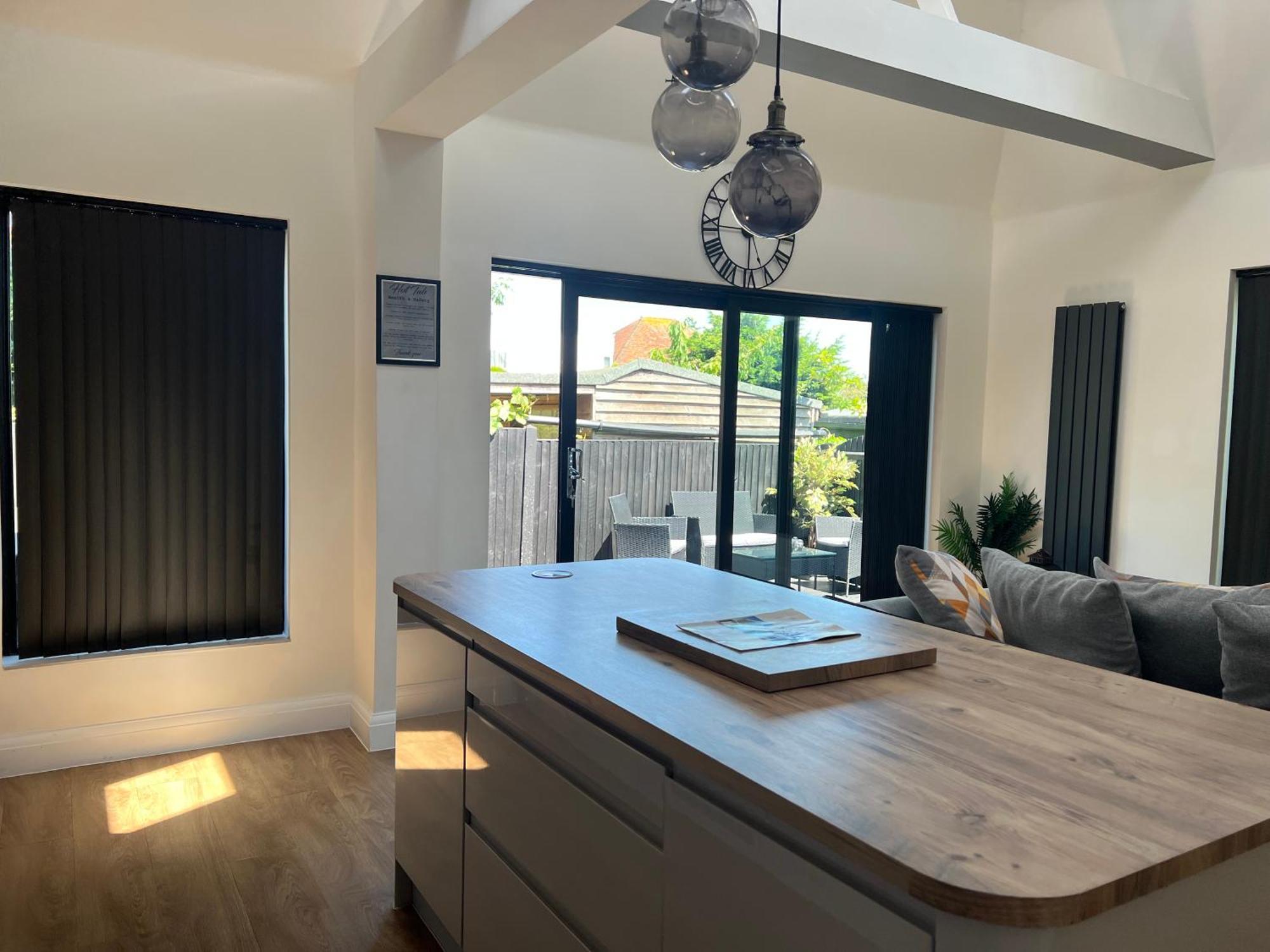 The Broadway Beach House With Hot Tub Herne Bay Exterior foto